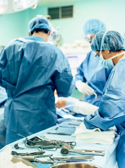 expert_medical-3-400×537 Victime d’erreur médicale ou d’accident médical